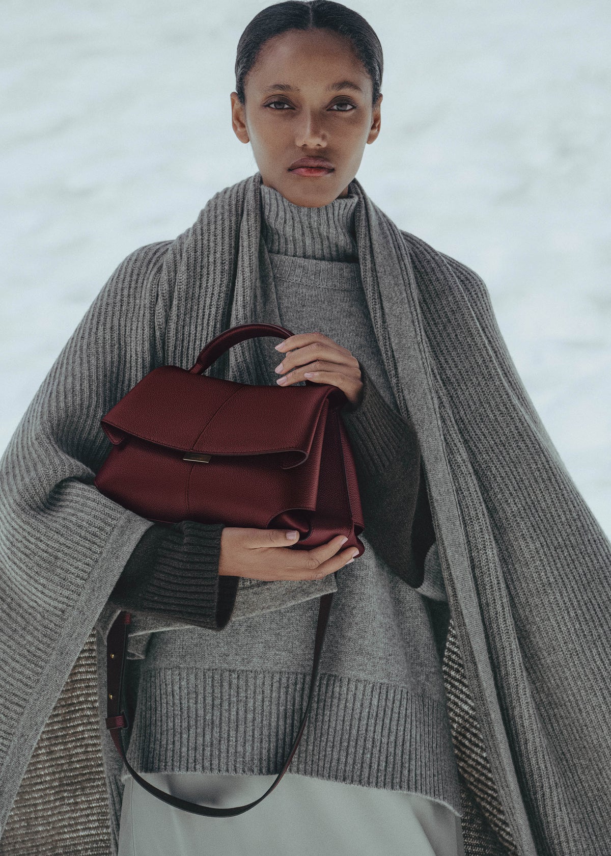 Mokki - Textured Black Cherry