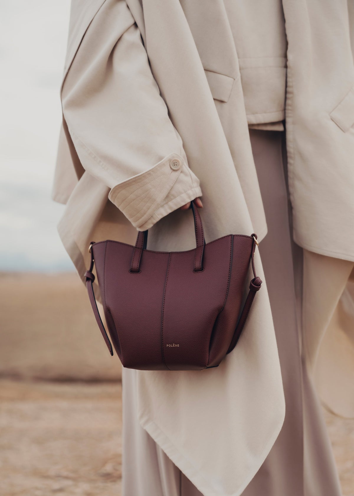 Cyme Tote Nano - Textured Black Cherry