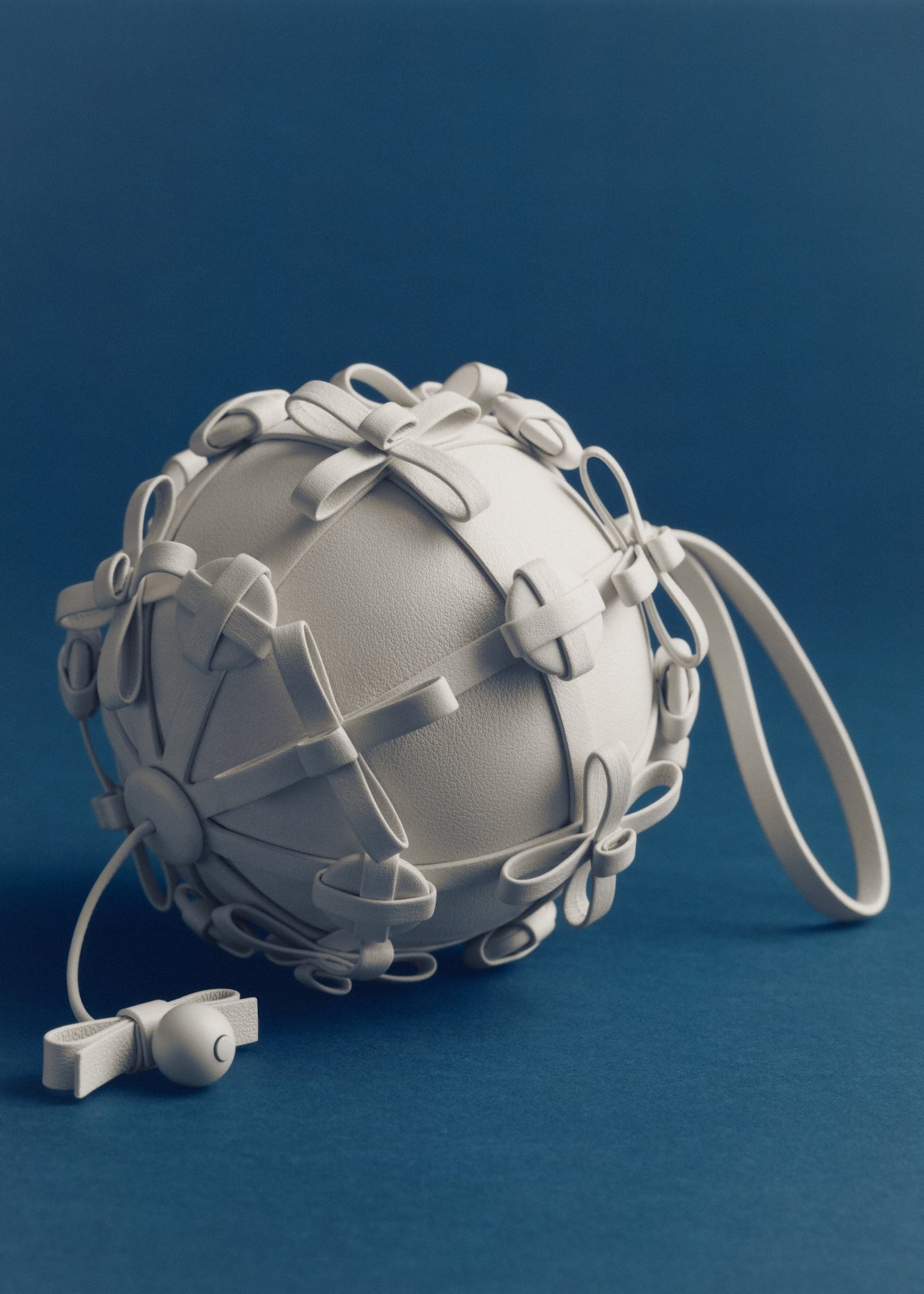 Button Bow Sphere - Porcelain